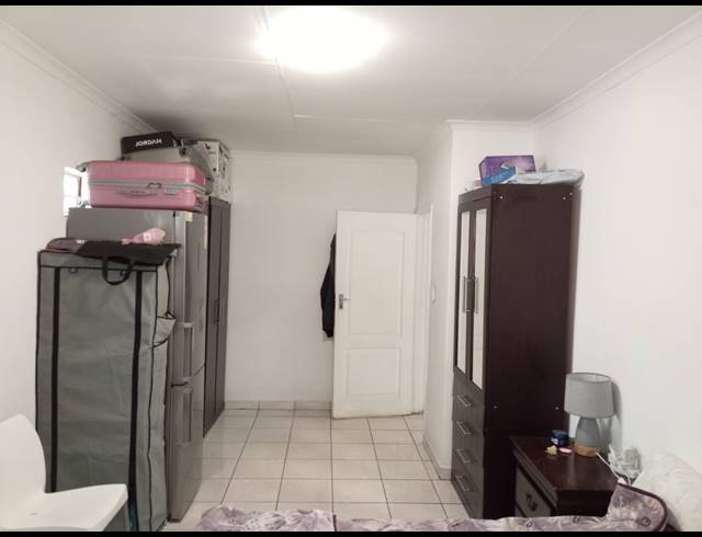 4 BEDROOM HOUSE FOR SALE IN BRACKENHURST